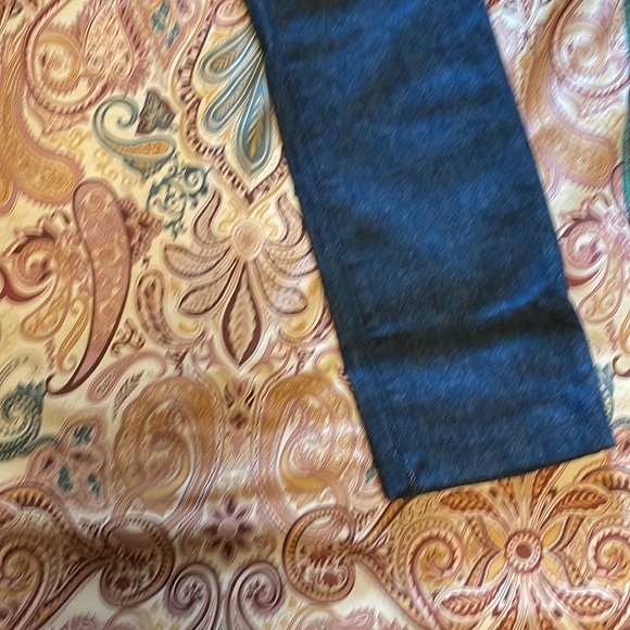 NWT Jordache jeans bought off the website dark wash slim fit - Picture 2 of 10